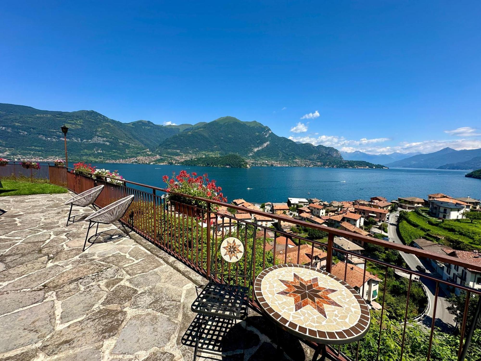 Il Bellavista Apartment Lezzeno Exterior photo